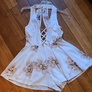 Mahina White Floral Romper - Small